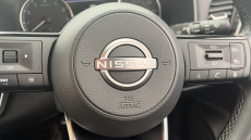 Nissan Qashqai 1.3 DiG-T MH Acenta Premium 5dr Petrol Hatchback